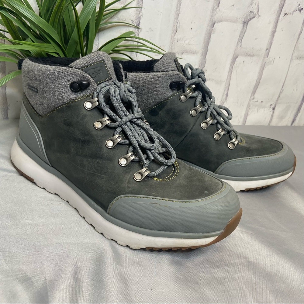 UGGS OLIVERT Blue/Gray Waterproof Boots